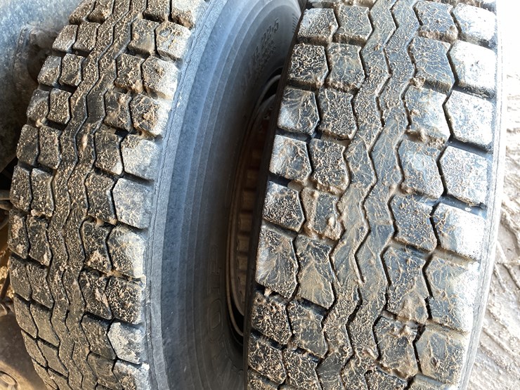 1994-ford-lts9000-image-54