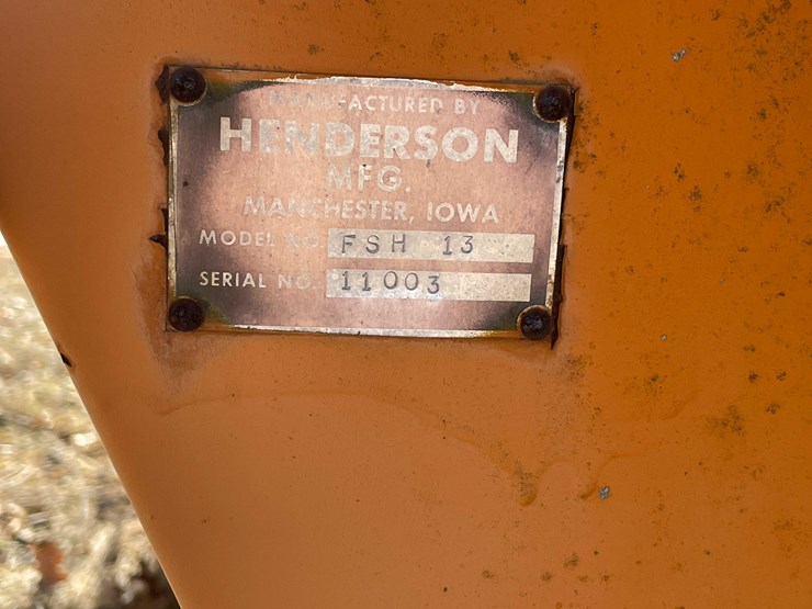 #13023-•-henderson-chief-spreader-image-35