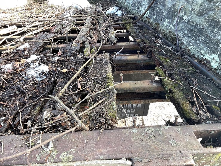 gmc-sierra-6500-image-35