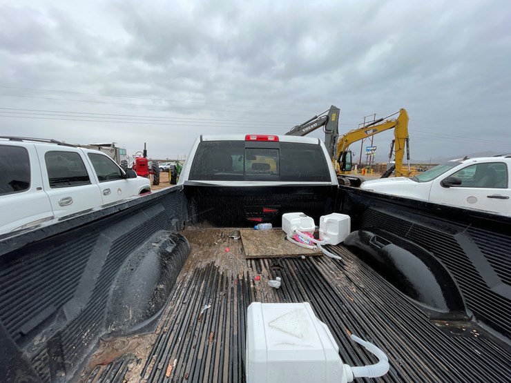 2014-dodge-2500-image-42