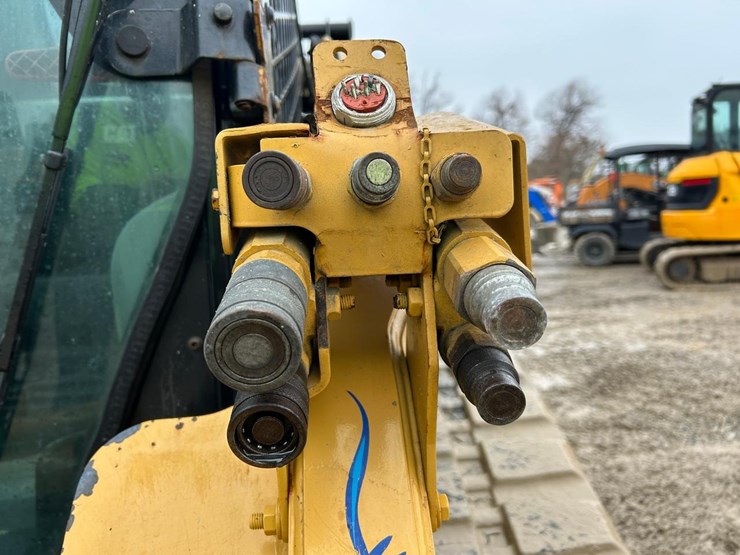 caterpillar-289c-image-11