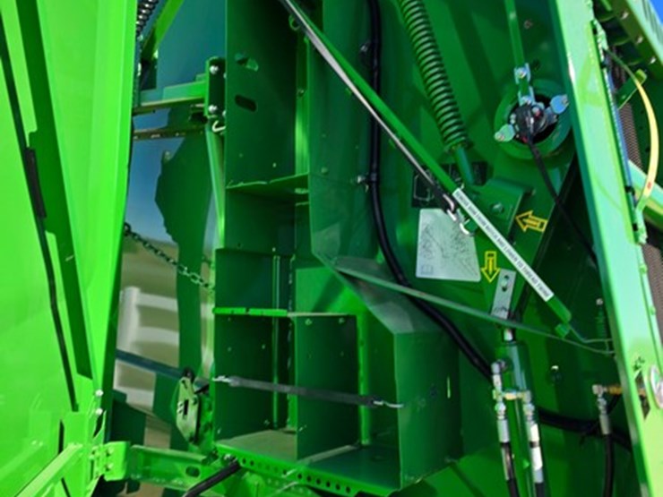 john-deere-460m-image-15