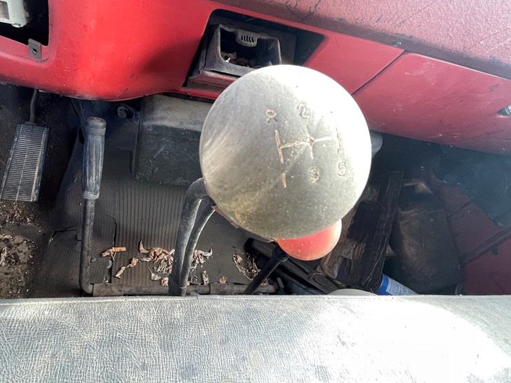 gmc-sierra-6500-image-43