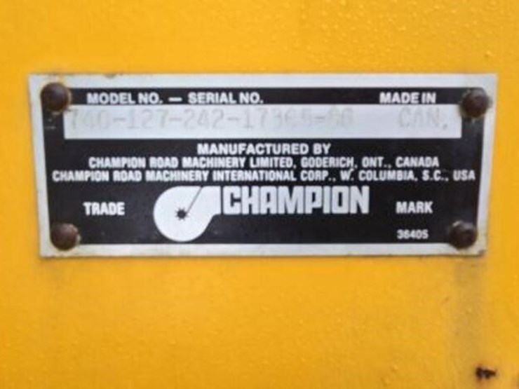 1986-champion-740-image-22