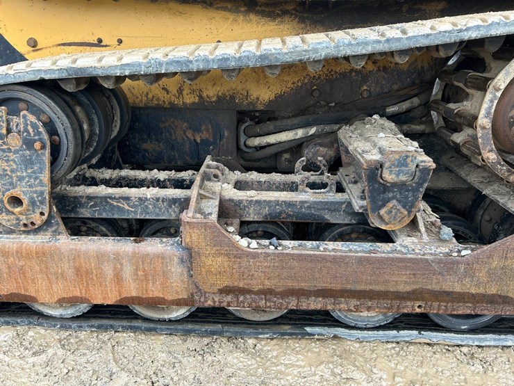 caterpillar-277b-image-19