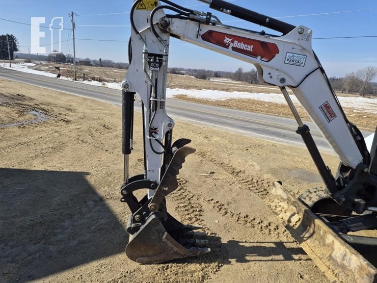 bobcat-e35r2-image-10