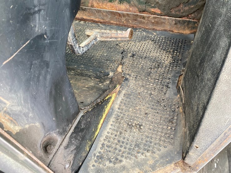 john-deere-4430-image-41