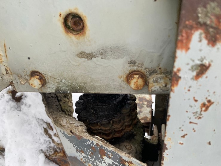 stoltzfus-lime-spreader-image-20