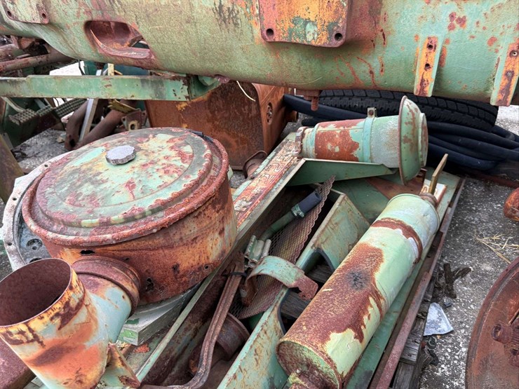 oliver-2255-parts-tractor-image-26