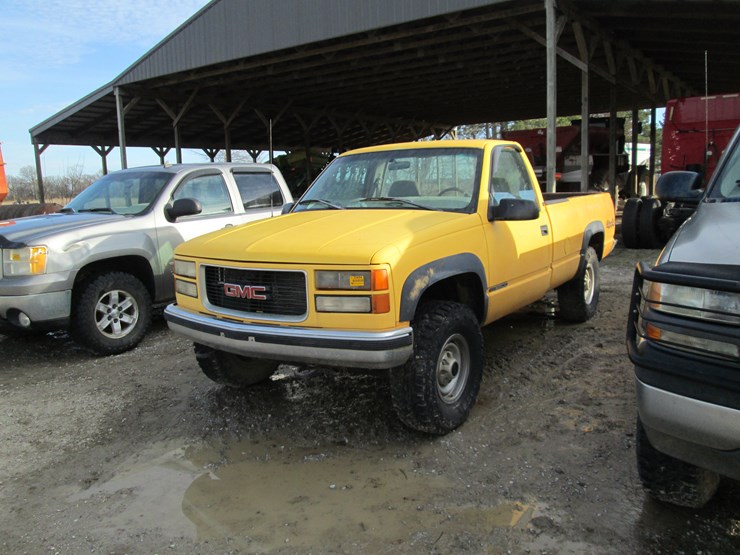 1998-gmc-2500-image-1