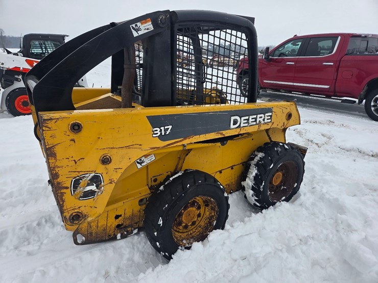 john-deere-317-image-13