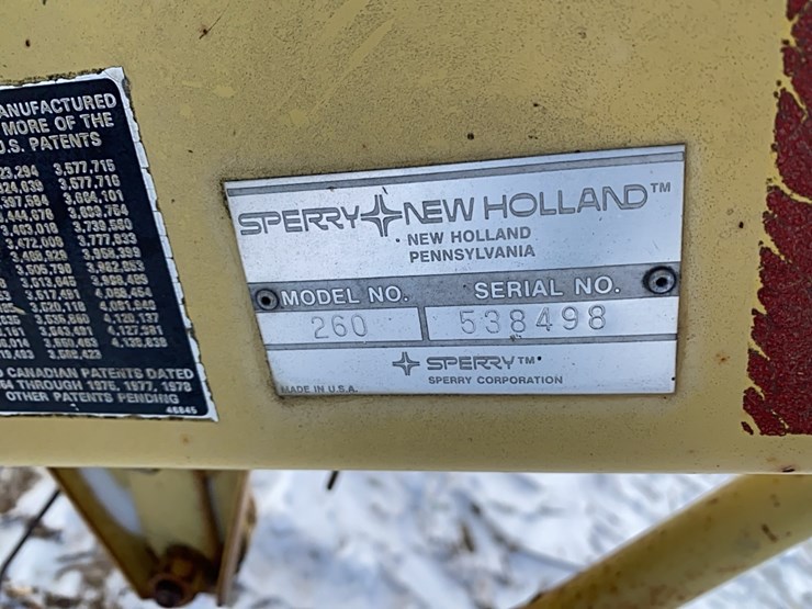 new-holland-260-image-19