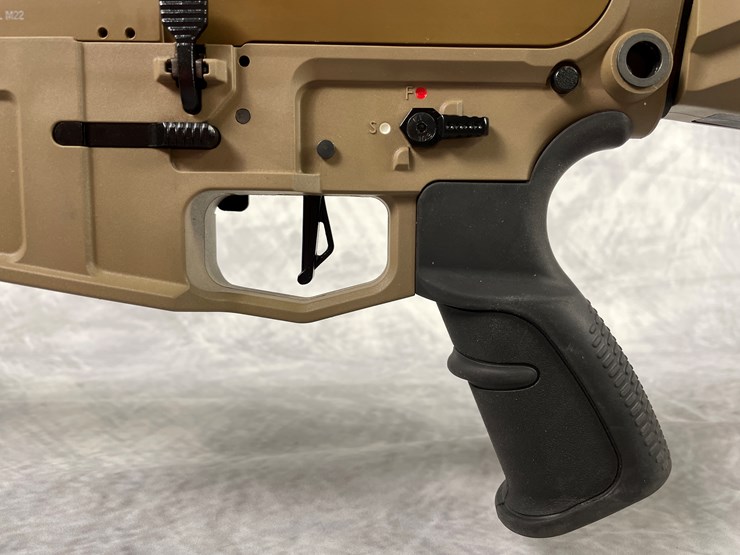 #3100-•-armsco-u-235-m22-12-ga.-semi-automatic-shotgun-sn:-41-h24yd-000092-(downing,-wi)-image-11