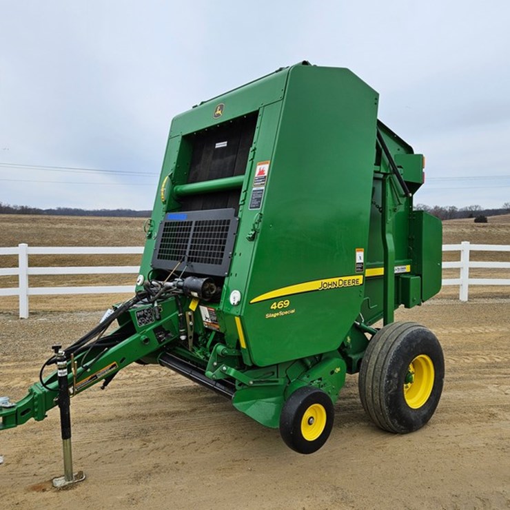 JOHN DEERE 469