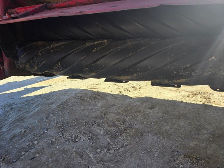 new-holland-h7230-image-6