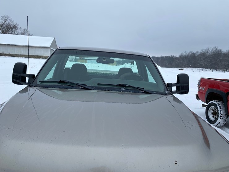 2001-chevrolet-pickup-image-8