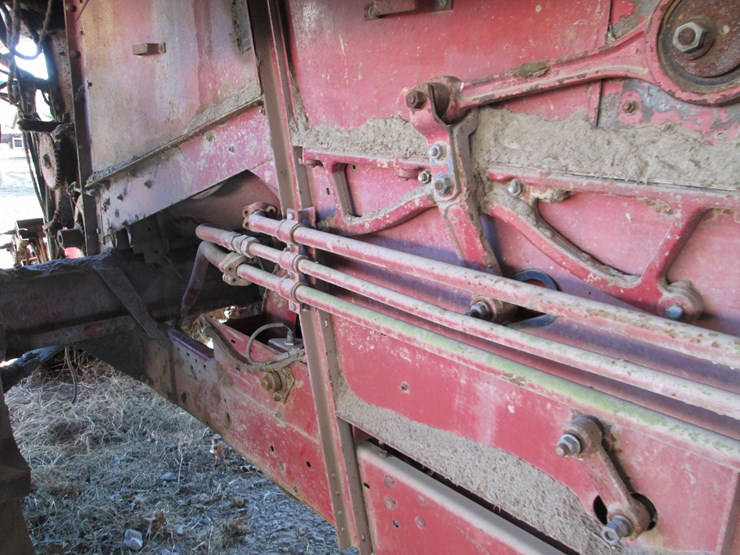 case-ih-1680-image-19