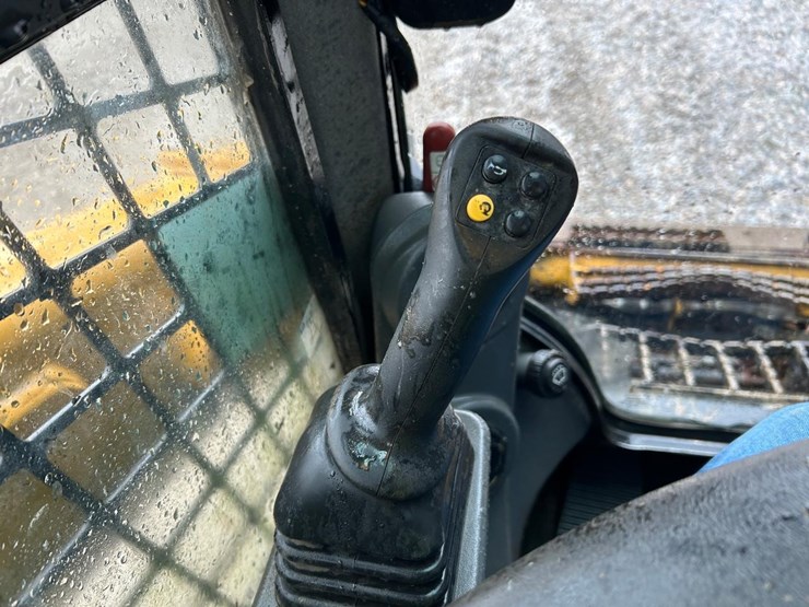 2019-caterpillar-279d3-image-25