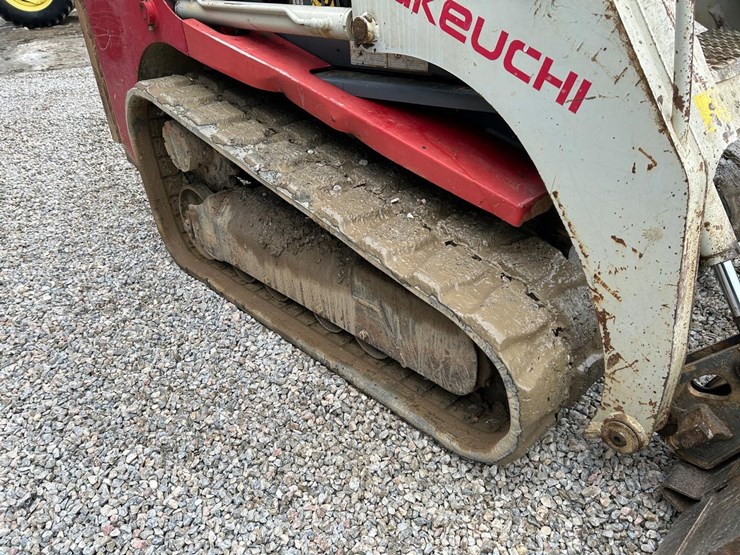 takeuchi-tl230-image-15