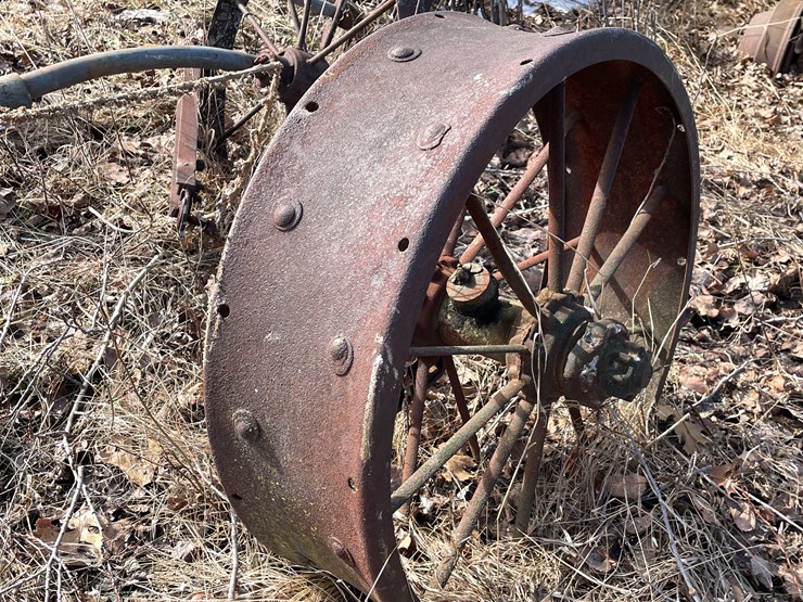 #13027-•-vintage-farming-equipment-image-4