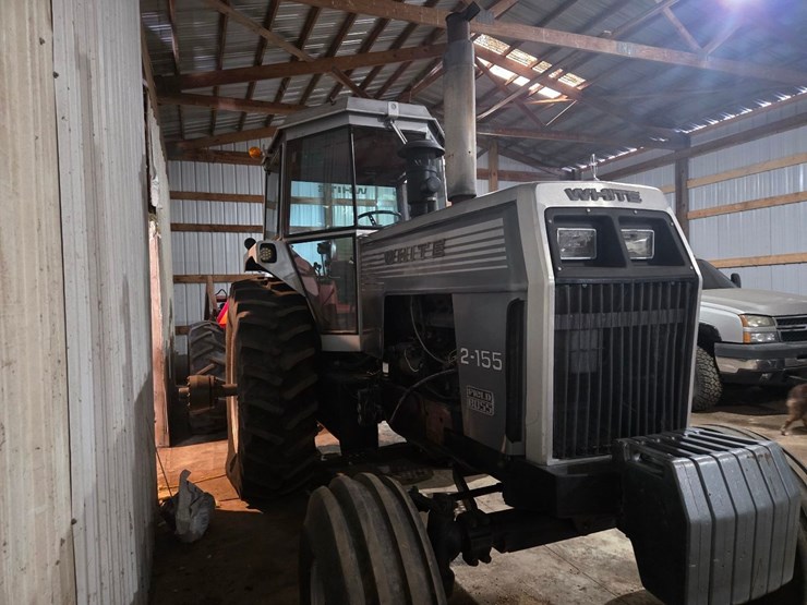 1979-white-2-155-image-34