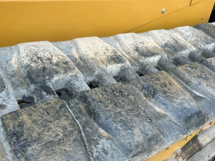 caterpillar-279d-image-47