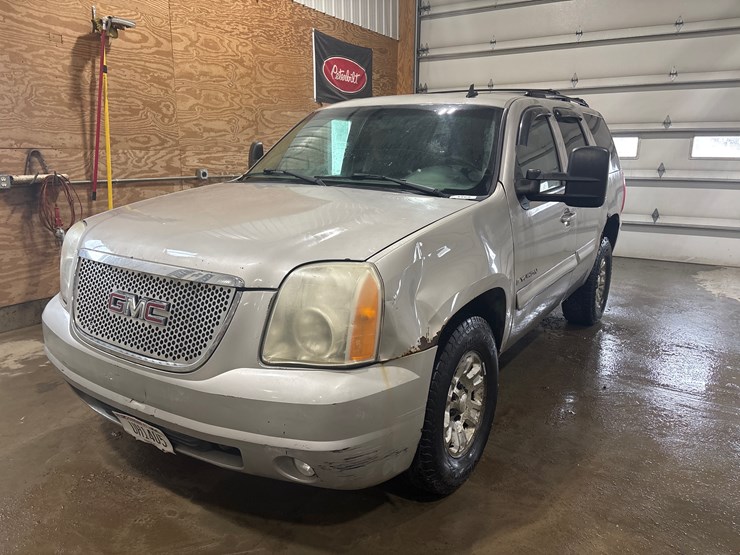 2007-gmc-yukon-image-1