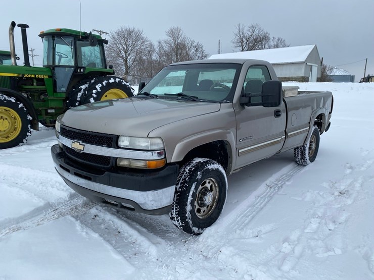 2001-chevrolet-pickup-image-1