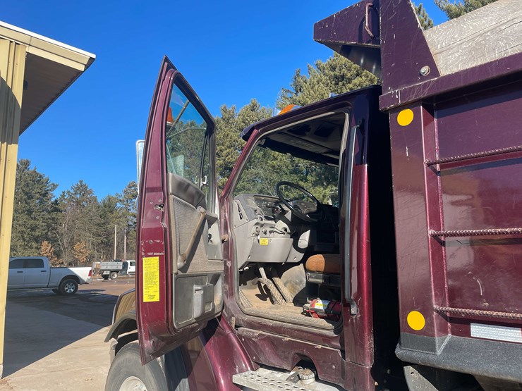 #13005-•-1999-sterling-dump-truck-(has-wi-title)-image-47