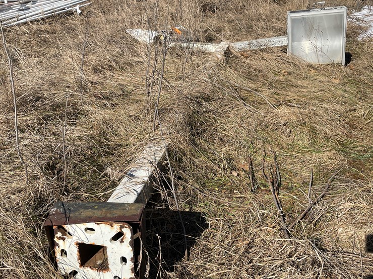 #13099-•-stadium-light-image-1