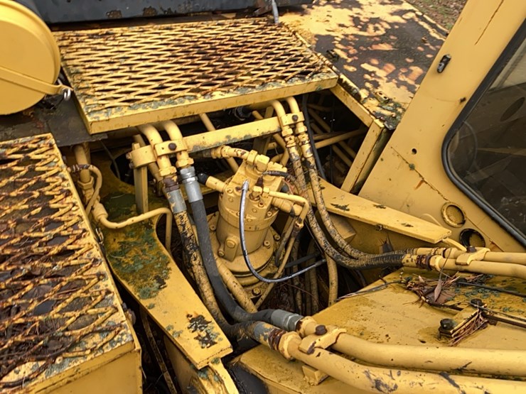 caterpillar-el180-image-36