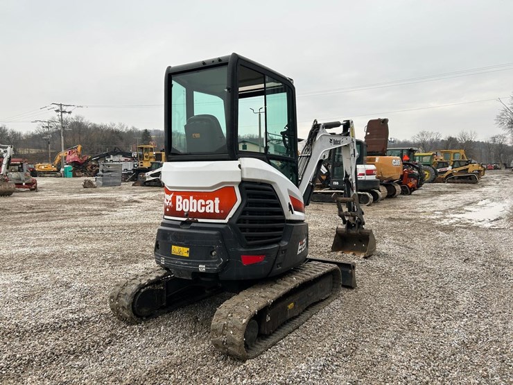 2021-bobcat-e26-image-4