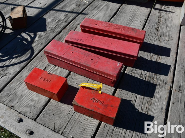 lot-of-safety-support-image-7