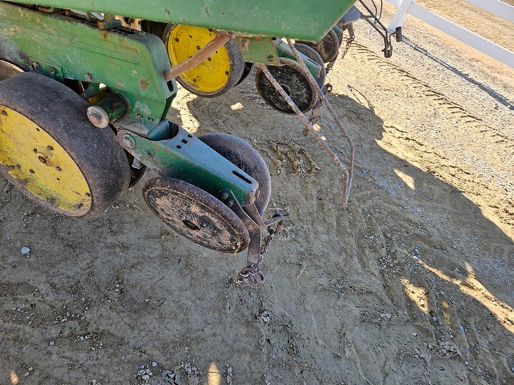 john-deere-7000-image-23