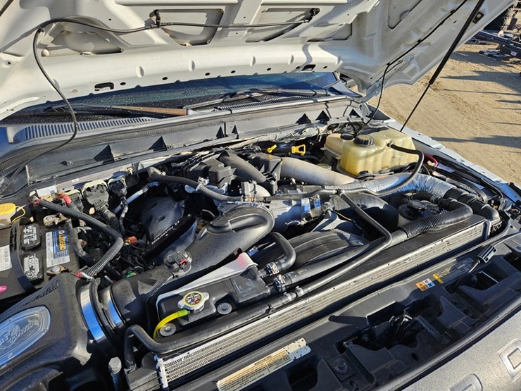 2012-ford-f550-image-31