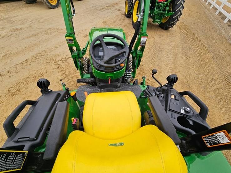 2025-john-deere-2038r-image-24