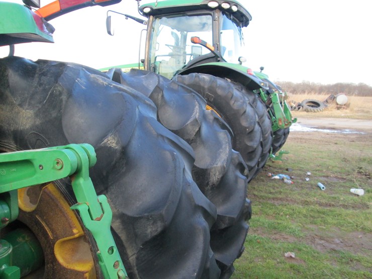 john-deere-8310-image-10