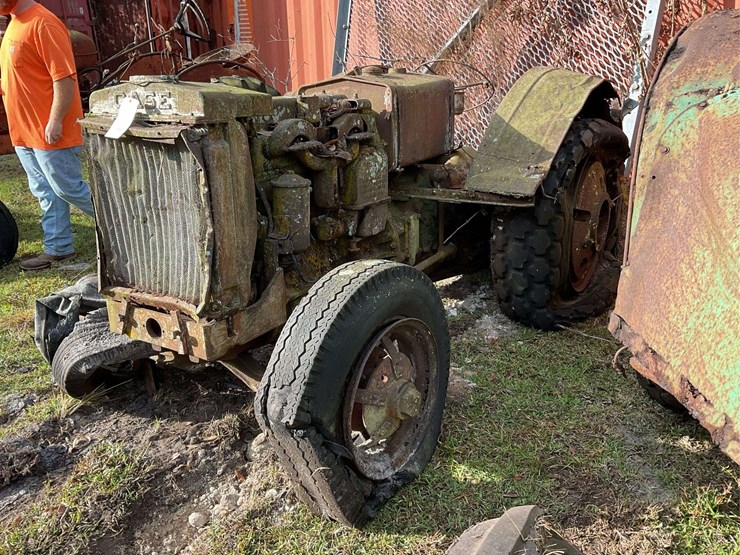 case-model-c-image-2