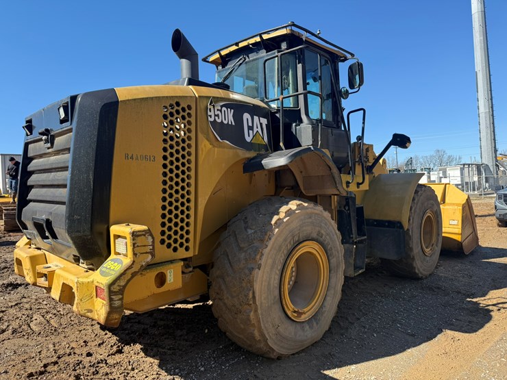 2012-caterpillar-950k-image-5