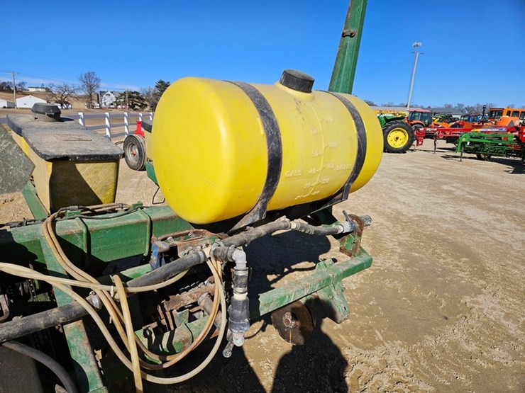 john-deere-7000-image-14