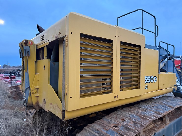 2006-deere-650d-lc-image-22