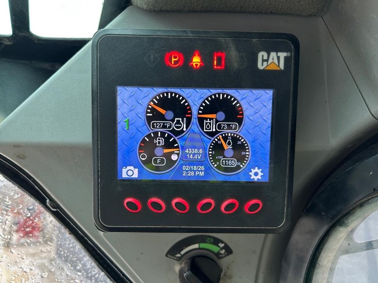 2019-caterpillar-279d3-image-19