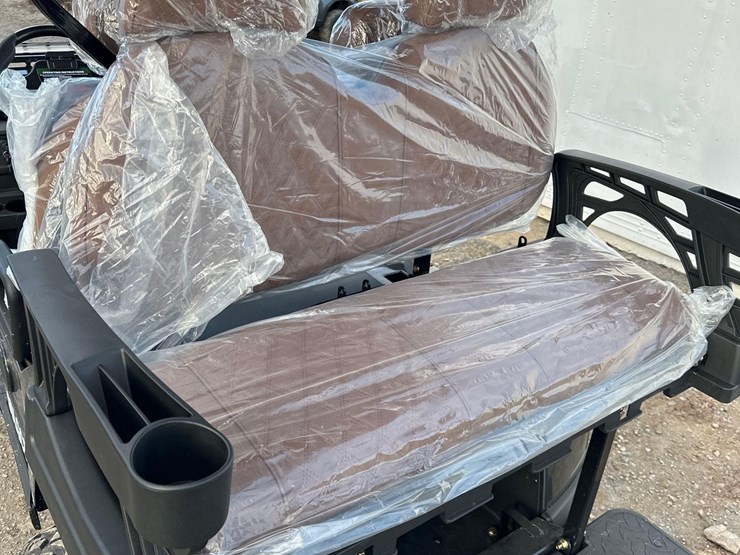 unused-irgc80-battery-powered-golf-cart-image-9