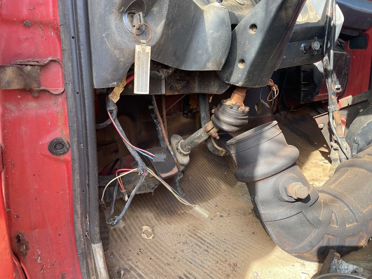 1986-ford-8000-image-87