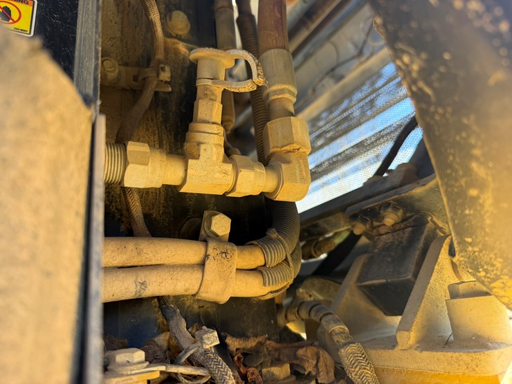 2012-caterpillar-950k-image-72