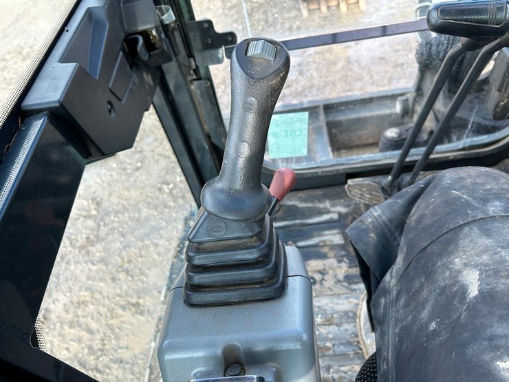 2021-bobcat-e60-image-26