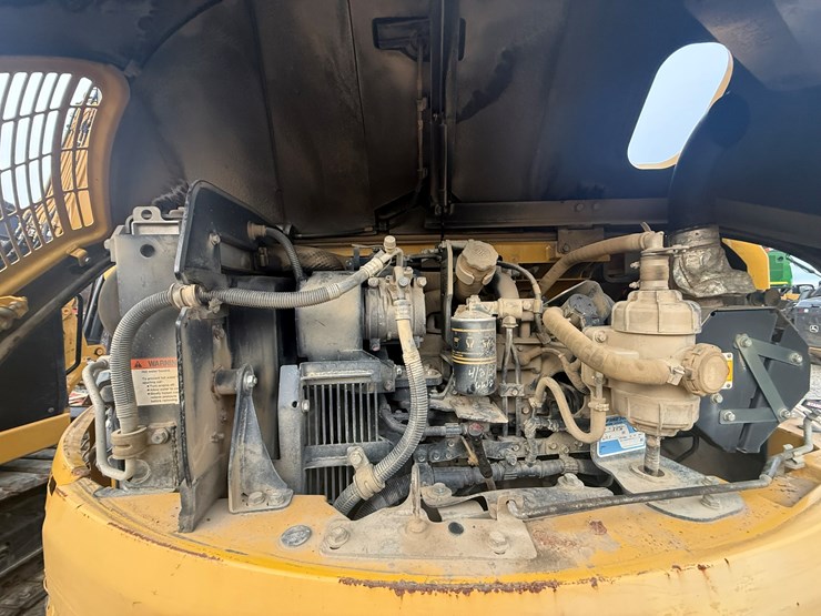 2017-komatsu-pc88mr-10-image-53