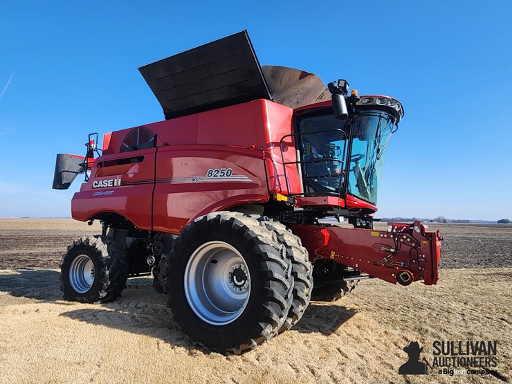 2019-case-ih-8250-image-3