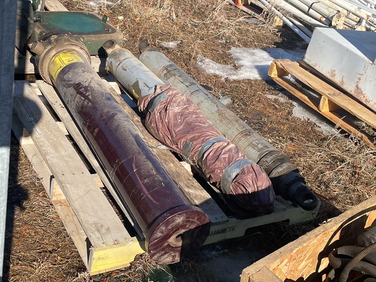 #13088-•-pallet-contents-image-3