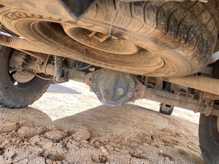 2004-dodge-1500-image-18